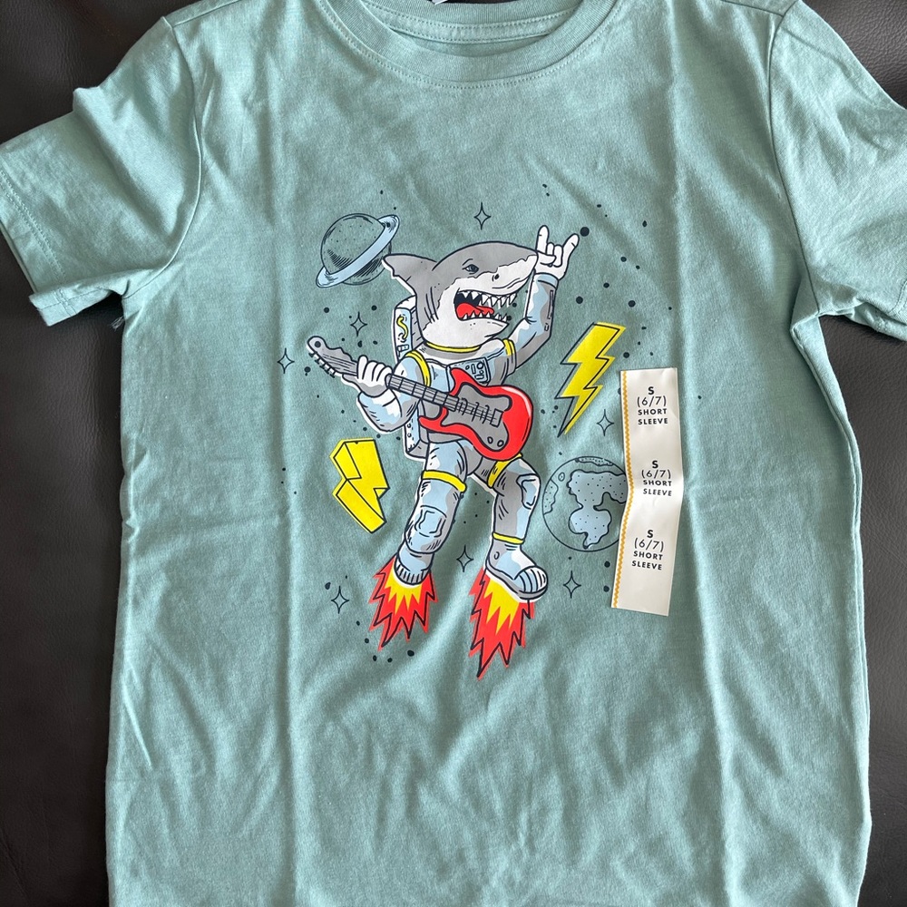 Cat & Jack Boys Shark Tee - Picture 1 of 2
